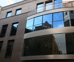 Edificio Oficinas Calle Mayor. Cristina Fortanet. Arquitecto