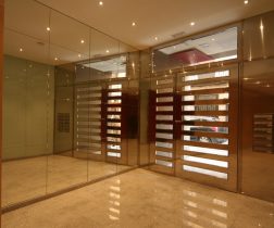 Edificio Oficinas Calle Mayor. Cristina Fortanet. Arquitecto