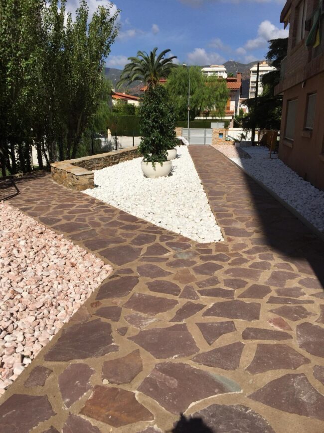 Jardín de piedra del Sapporo. Arquitecto Cristina Fortanet